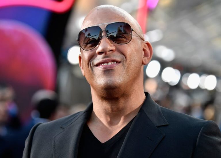 Vin Diesel neemt het op voor The Rock