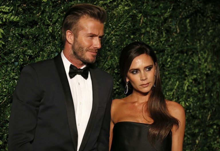 Victoria Beckham is woedend op flirterige vriendin van David