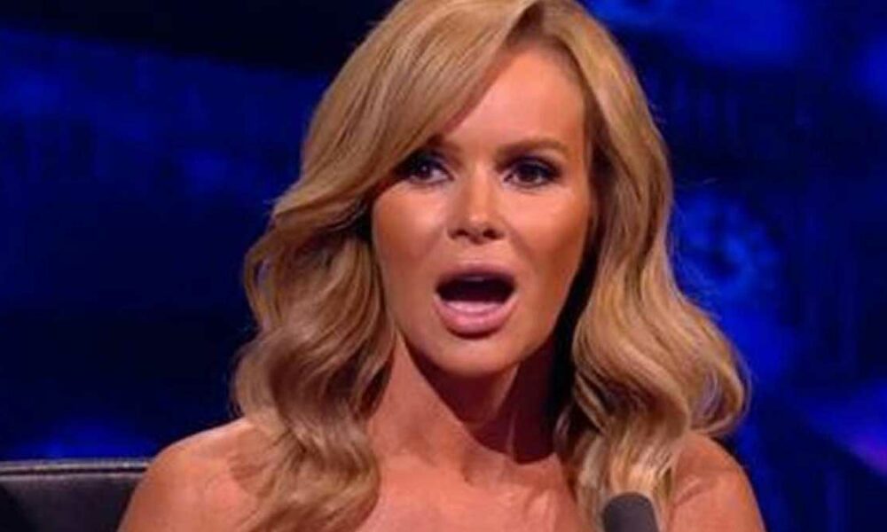 Bgt Jurylid Amanda Holden Poseert In Doorzichtige Lingerie Fans Lovend Perfectie Foto 